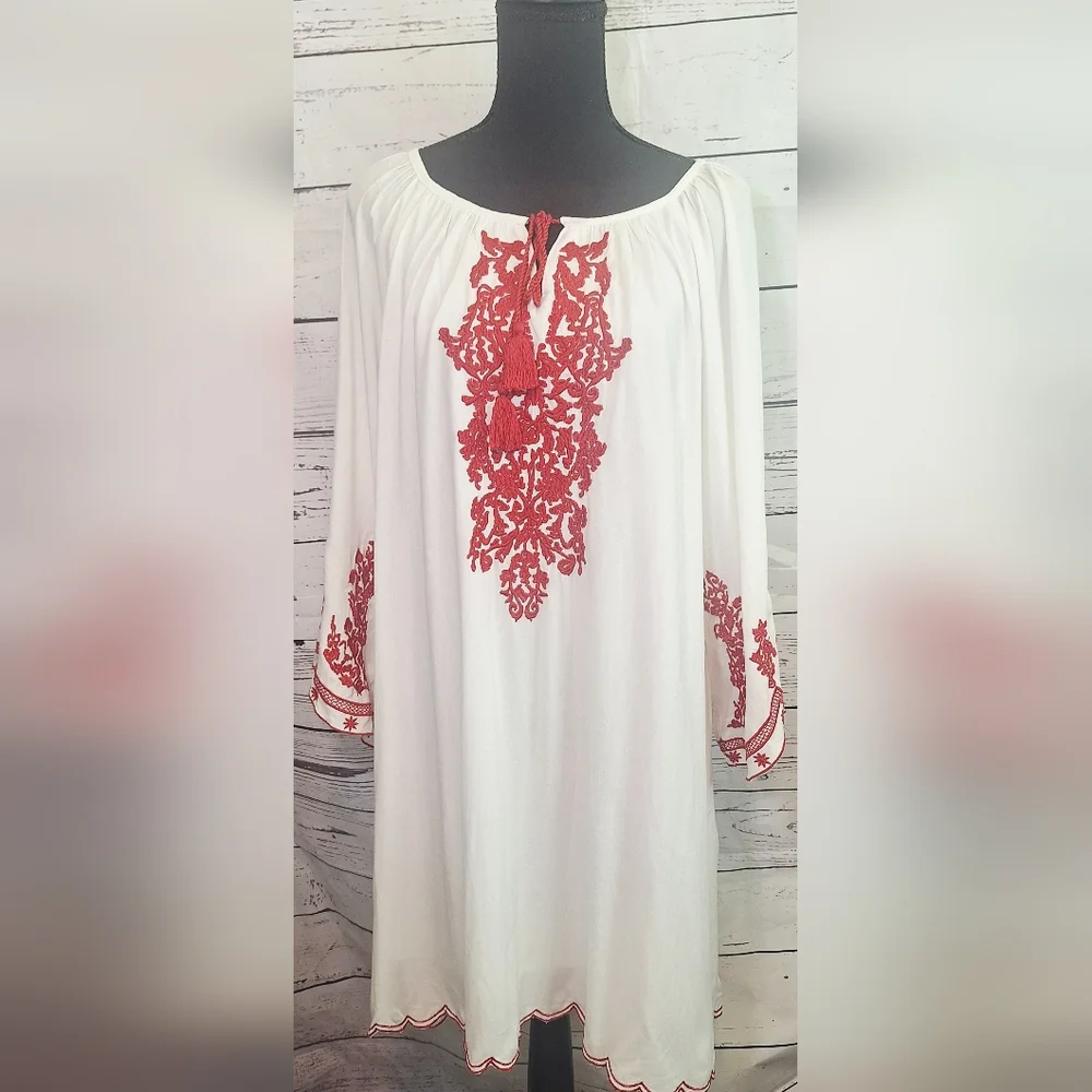 Chic Connection White & Red Embroidered Mini Dress Sz. XL NWT #2042 - Picture 2 of 9